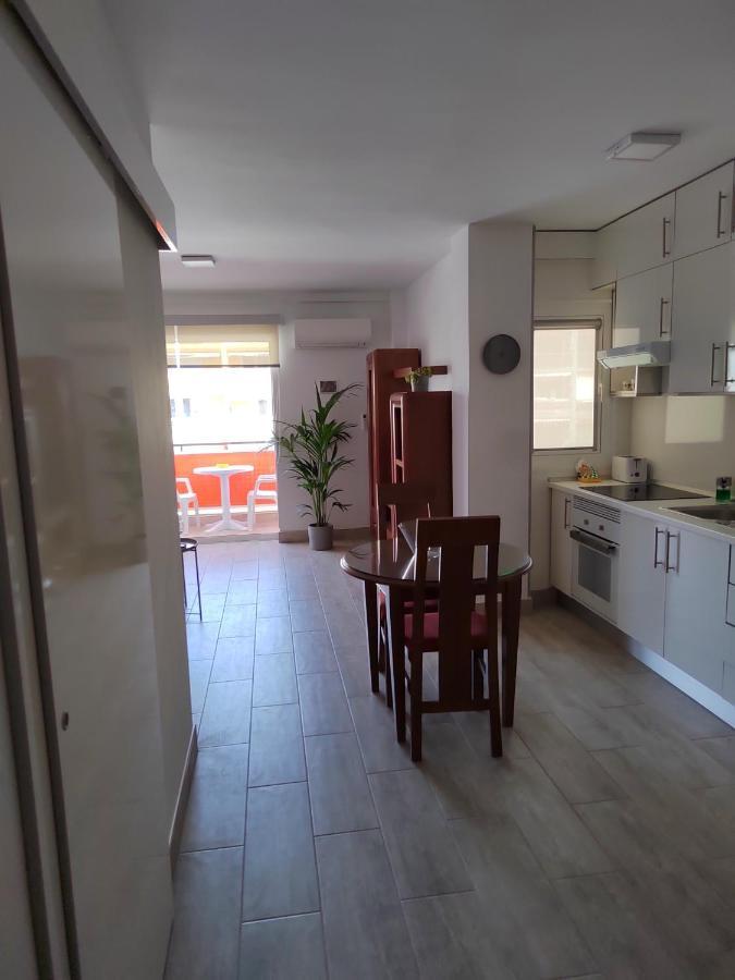 Tantulia Crissol 405 Apto 1 Hab Arona  Bagian luar foto